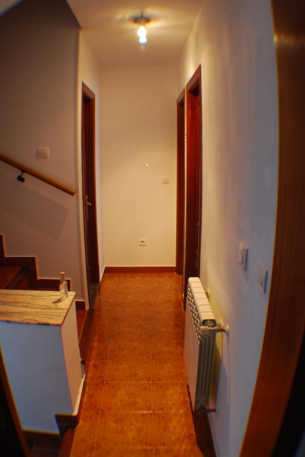 Casa Rural Puerta Del Gamoniteiru โปลา เด เลนา ภายนอก รูปภาพ
